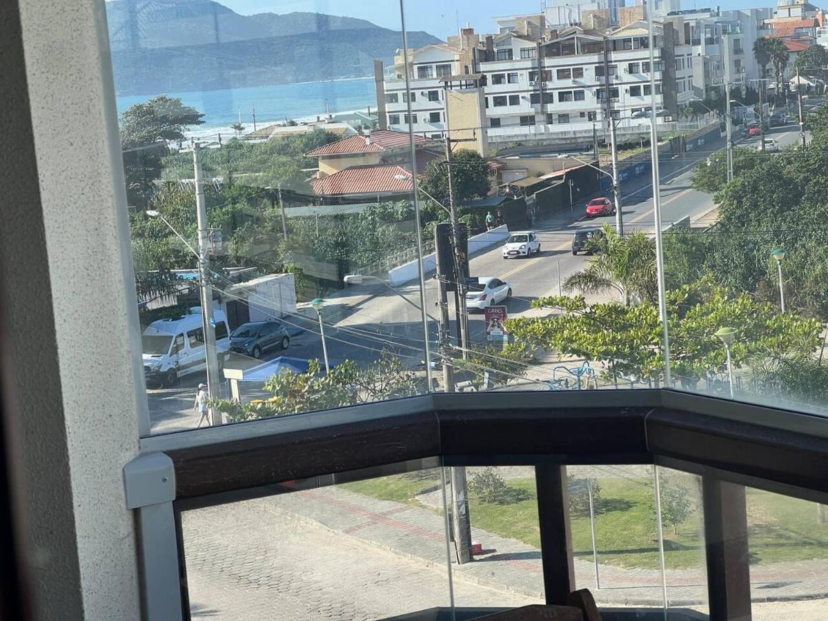 דירות Florianópolis Apartamento Maravilhoso, Completo,1 Quarto Com Cama Queen E Sofa Retratil, Bi Cama Embutida, Colchao Extra, Vista Pro Mar, Dormem 5, Pe Na Areia, Jacuzzi, Piscina Wifi,Self Checkin, Automatizado מראה חיצוני תמונה